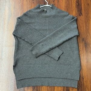 Sweet Romeo Ribbed Knit Sweater L / Grey Relaxed Pullover